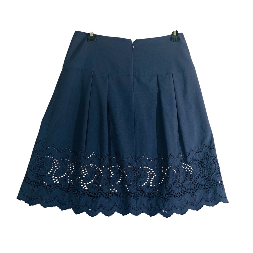 Ann Taylor Skirt Womens 6P Navy Blue Eyelet Hem Pleated Knee Length Career - Picture 2 of 14